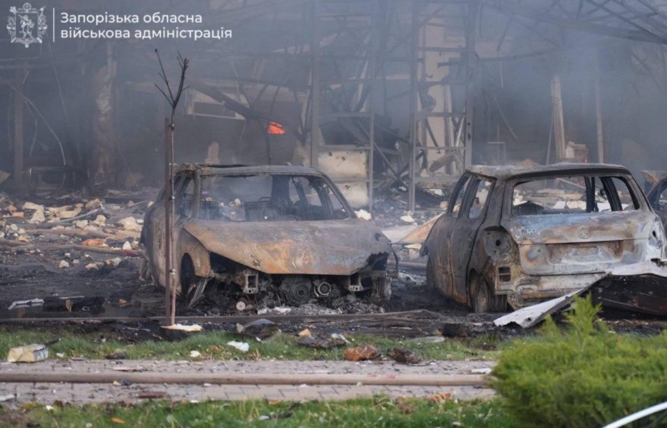 Удар по Запоріжжю: загинуло 12 людей, багато постраждалих